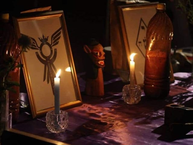 Experiência com Ayahuasca Experiência com Ayahuasca